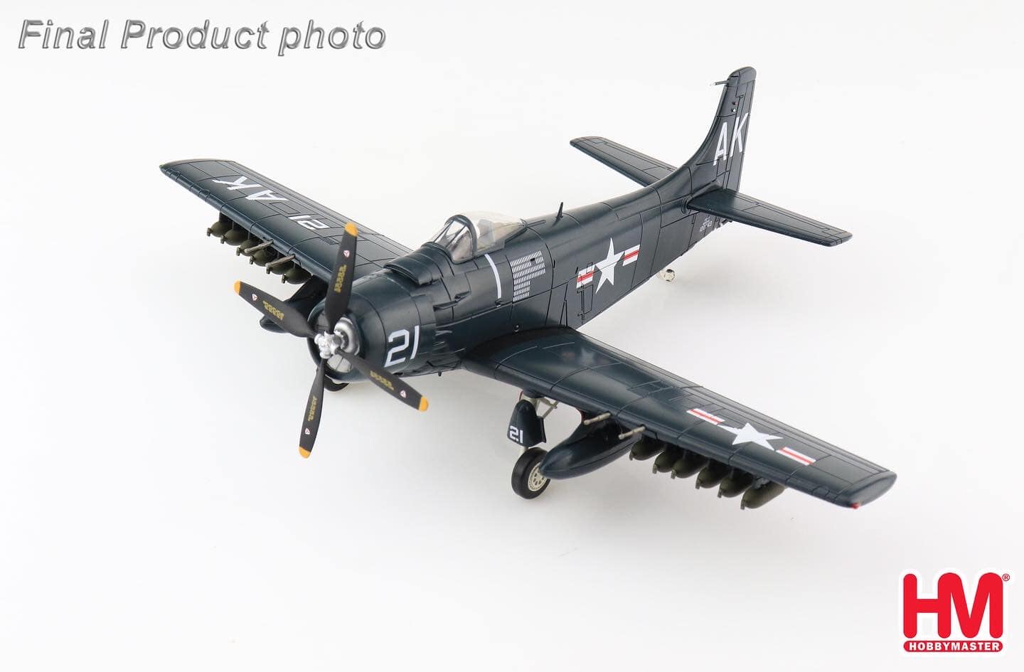New arrival } HA2918 Douglas AD-3 Skyraider 122743, VMA-121